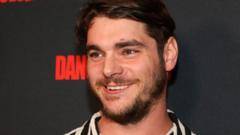 Aktor Breaking Bad RJ Mitte meninggal dunia pada usia 34 tahun