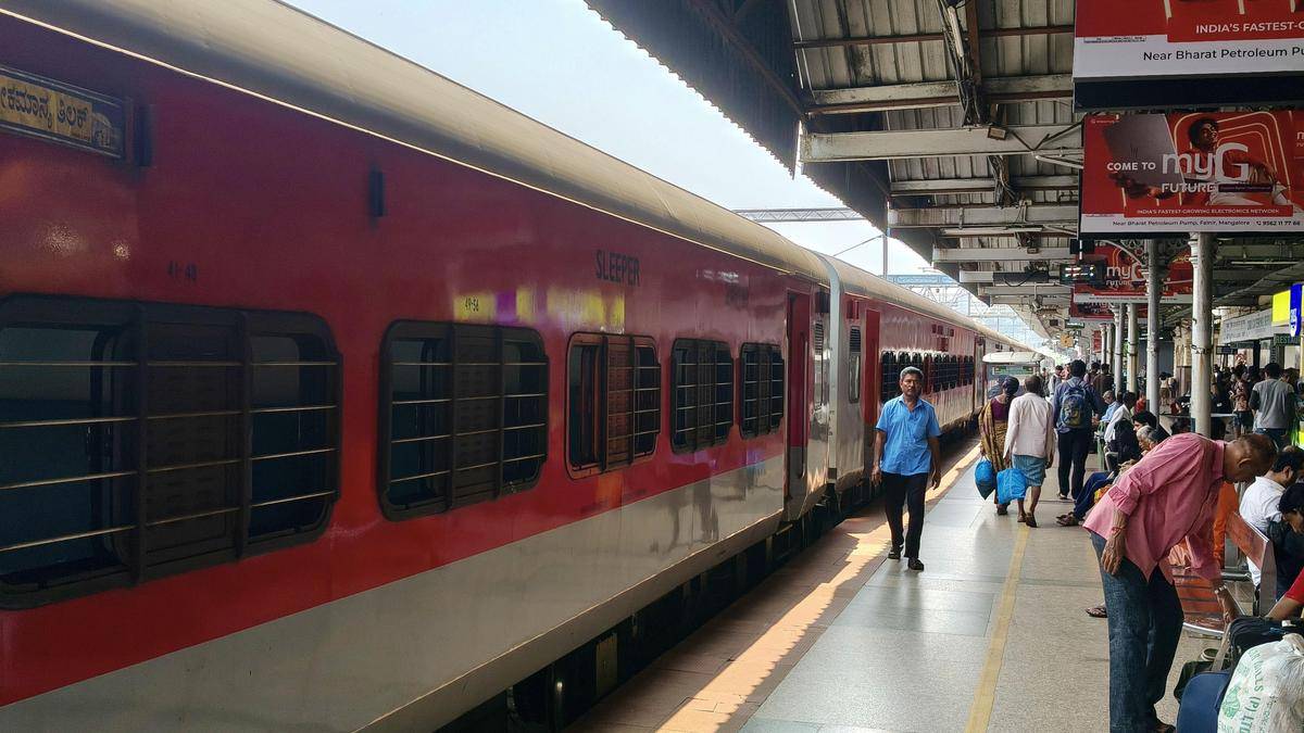 Non-monsoon timetable will be effective on Konkan Railway network from October 21