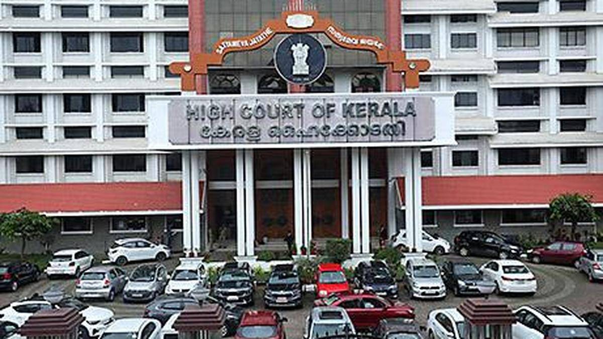Le HC du Kerala critique le PSC pour ne pas avoir coopéré à l'enquête sur les irrégularités des examens du Conseil de planification