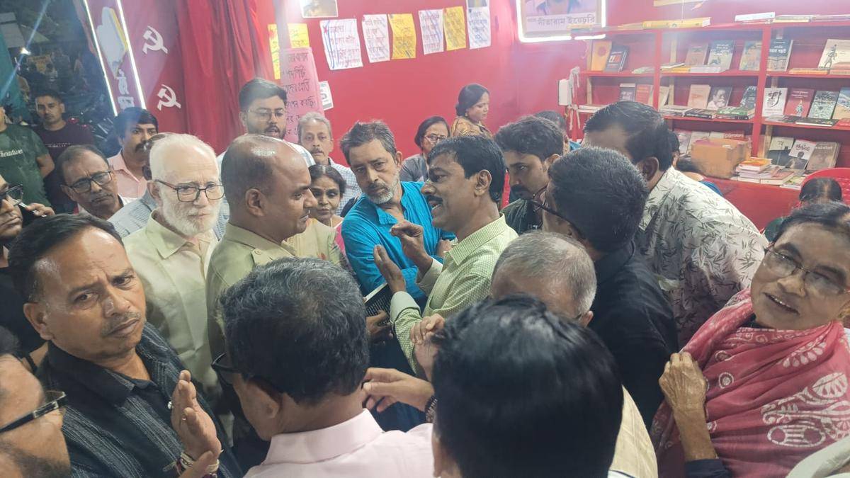 Attacks continue on Left parties’ book stalls across West Bengal
