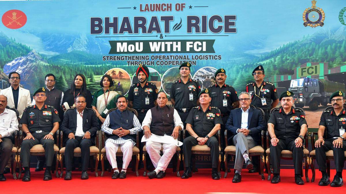 सेना ने सैनिकों के लिए भारत राइस लॉन्च किया, ऑपरेशनल लॉजिस्टिक्स को मजबूत करने के लिए एफसीआई के साथ एमओयू पर हस्ताक्षर किए