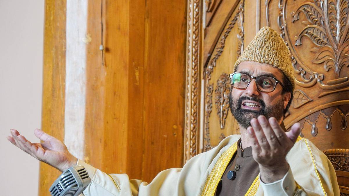Kashmir issue cannot be addressed through security approach alone, requires political engagement: Mirwaiz