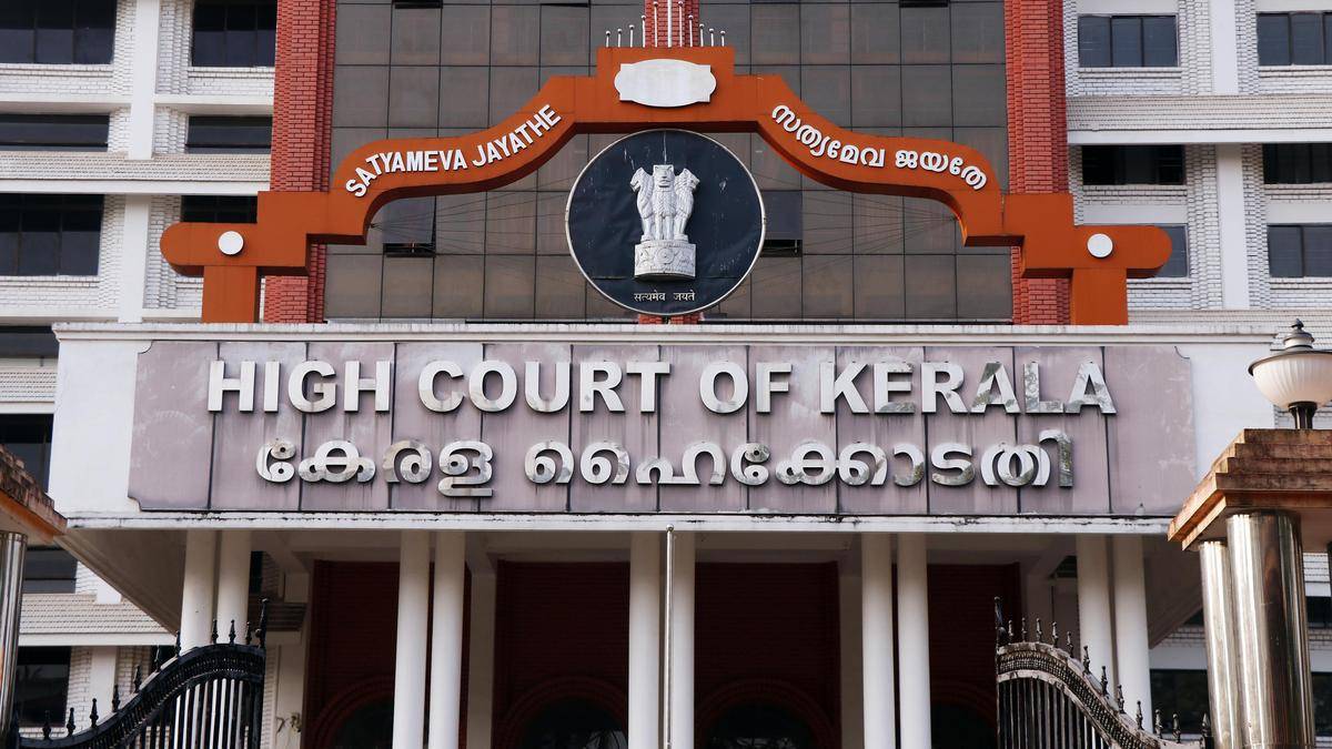 Kerala High Court directs the Devikulam Sub- Collector to hear landowners in Chokramudi hills again