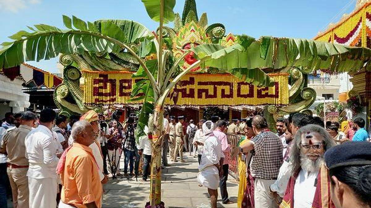 Hasanamba Temple draws thousands of devotees