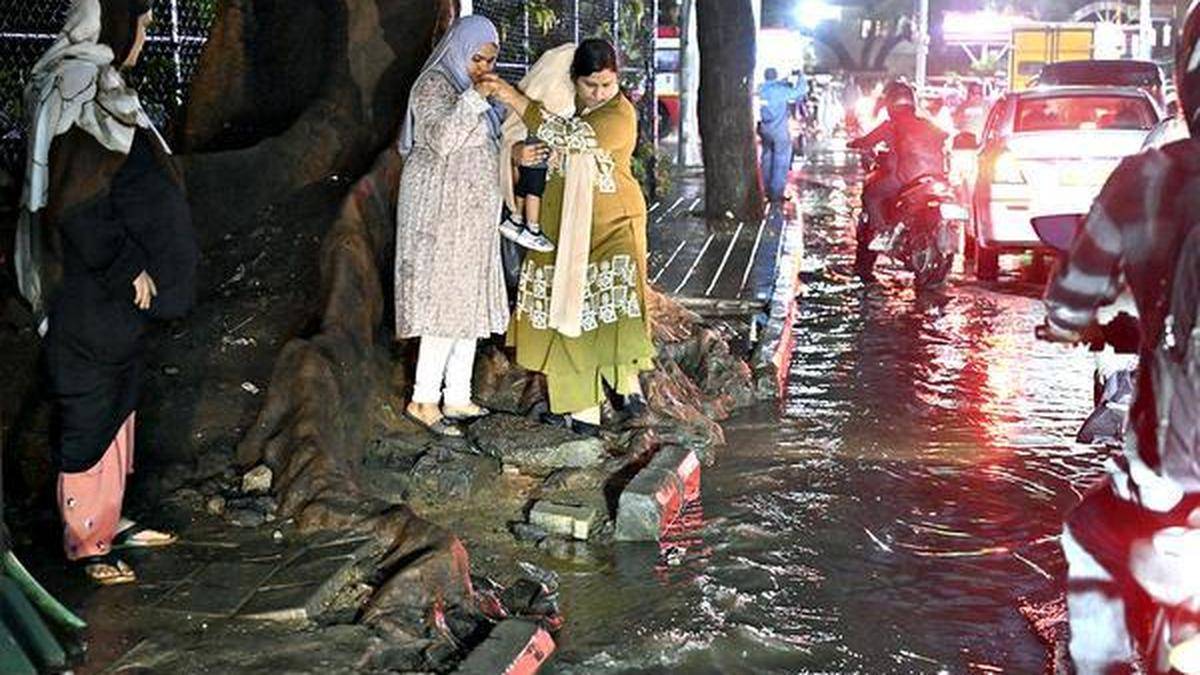 IMD forecasts rain in Bengaluru as Bay depression heads towards Andhra coast