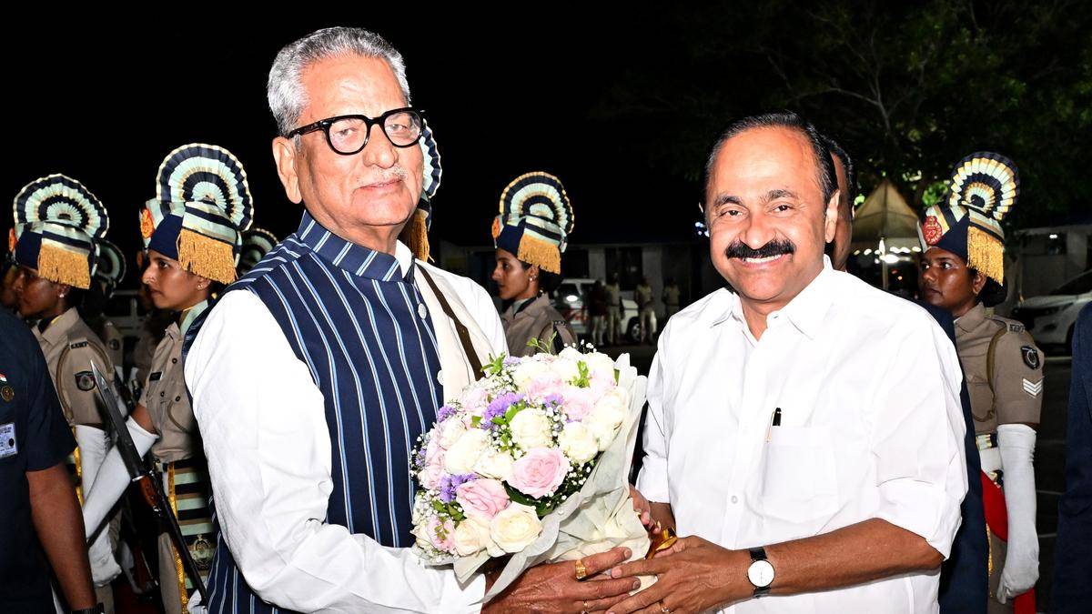Keralam Governor-designate Om Prakash Mathur arrives in Thiruvananthapuram; to be sworn in on October 23
