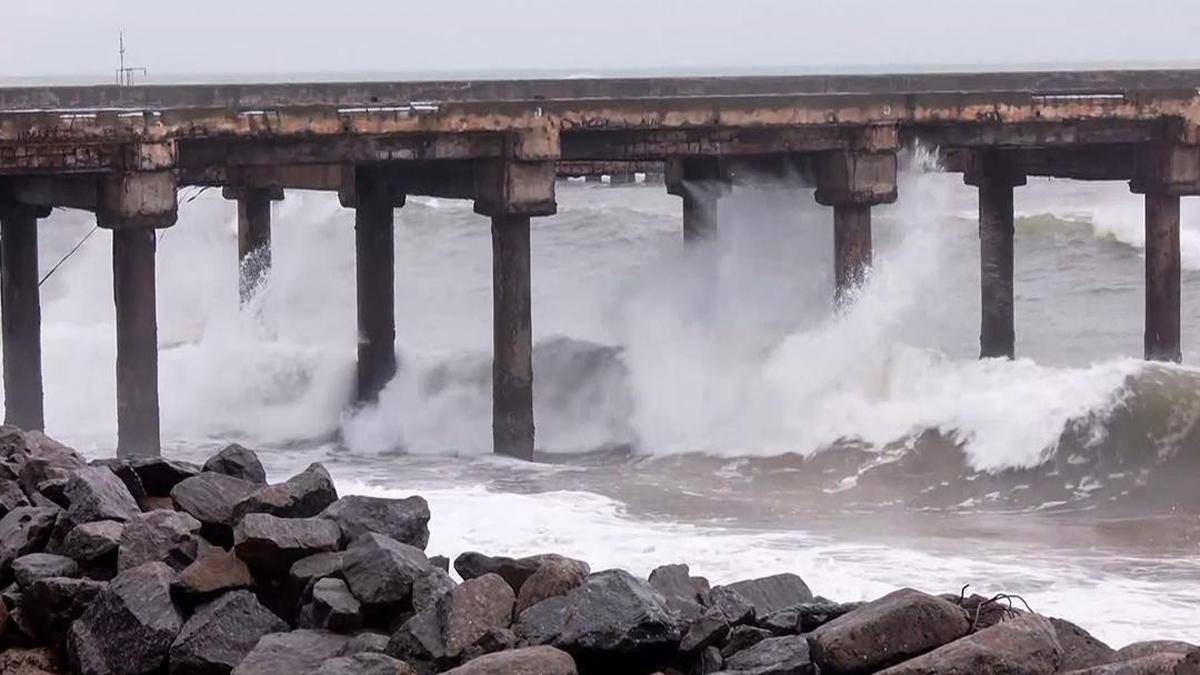 Cyclone Arnab: Civil Aviation Ministry reviews situation to ensure safety of flight operations
