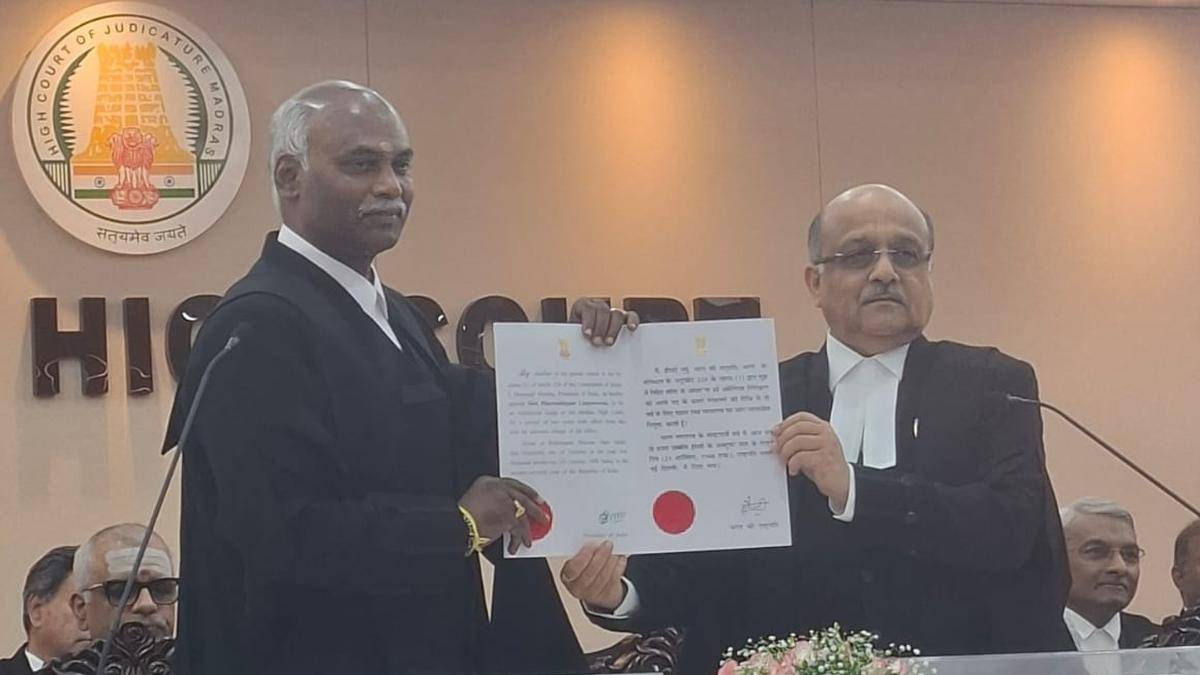 মাদ্রাজ হাইকোর্টে আরও দুই বিচারকের শপথ, কর্মশক্তি বাড়িয়ে 67