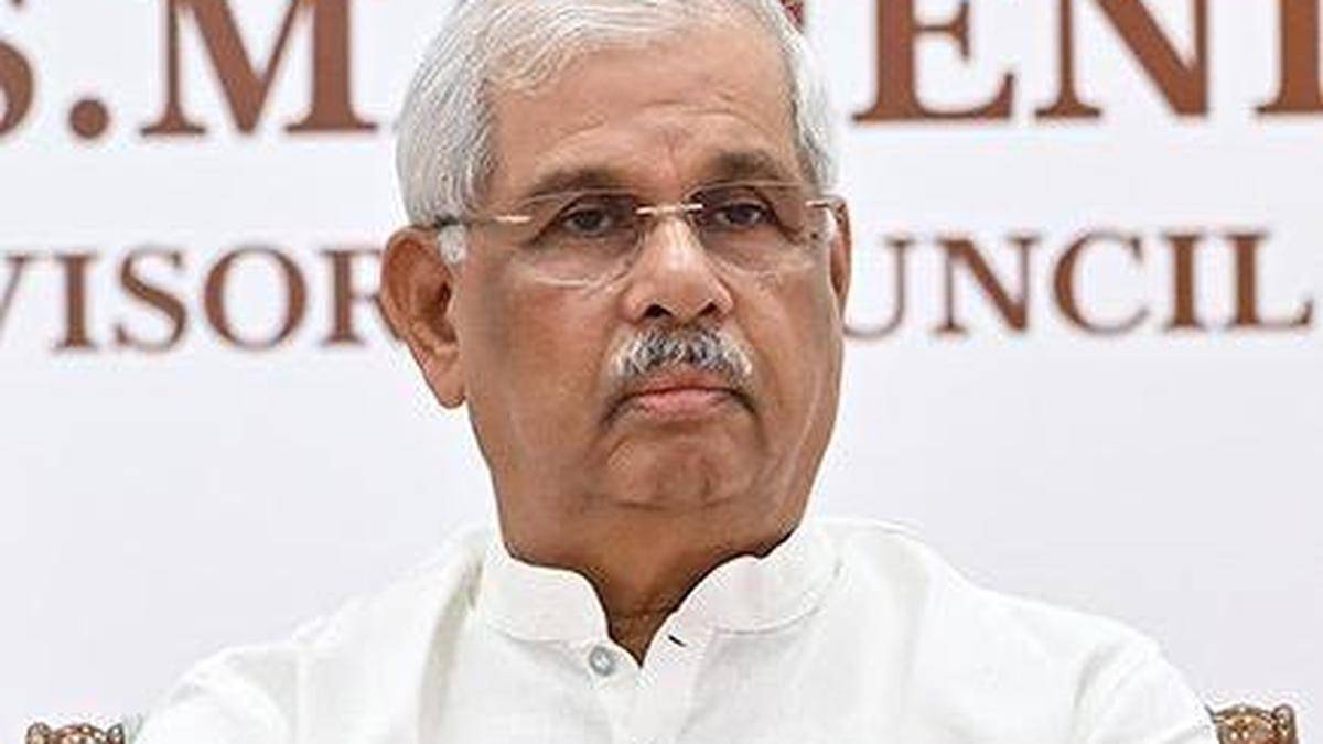 Former Keralam Governor Arlekar recommends President to remove PSC chairperson; Opposition LDF calls move unconstitutional