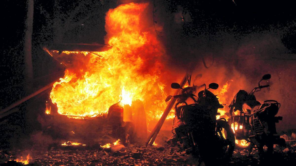Supreme Court stays execution of death sentence of convict in 2008 Ahmedabad serial blasts case