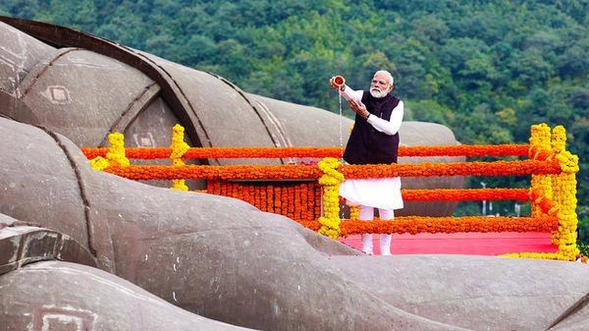 PM Modi offers floral tributes to Sardar Patel at Statue of Unity