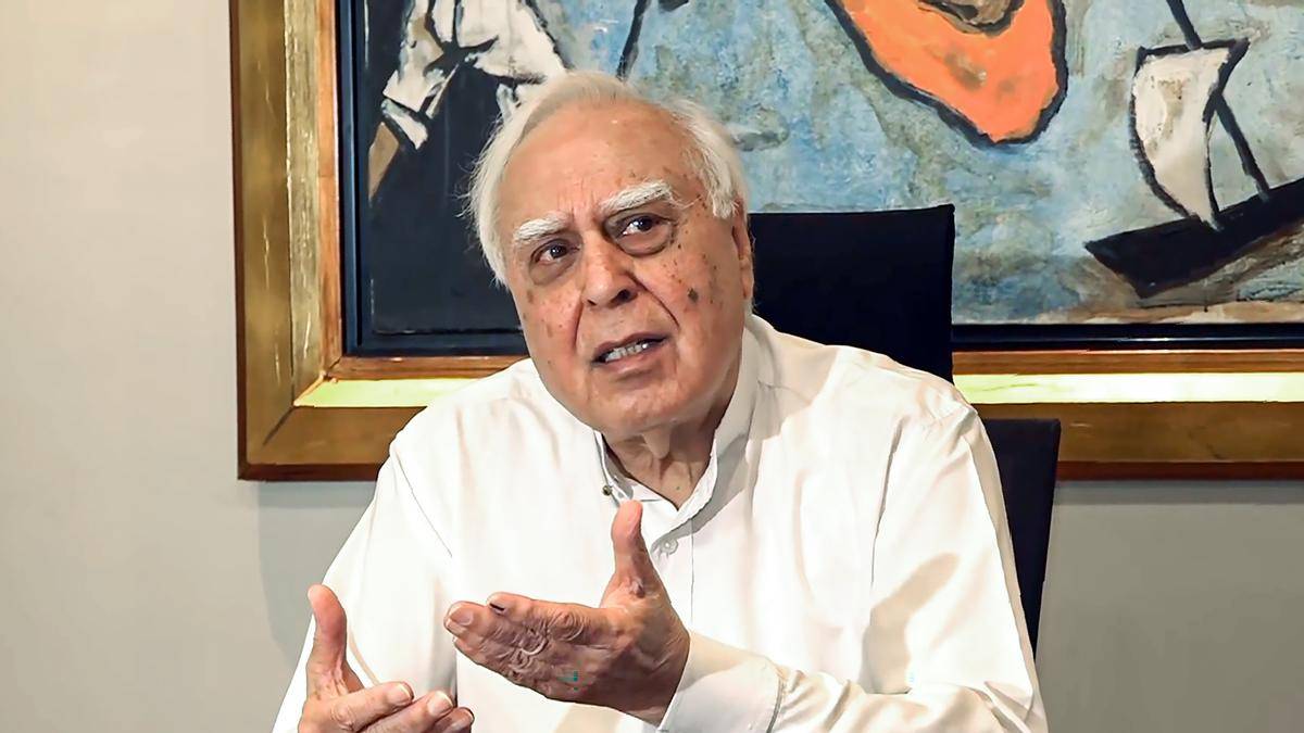 'Time to go': Kapil Sibal jabs Rajnath on 'regime change' charge