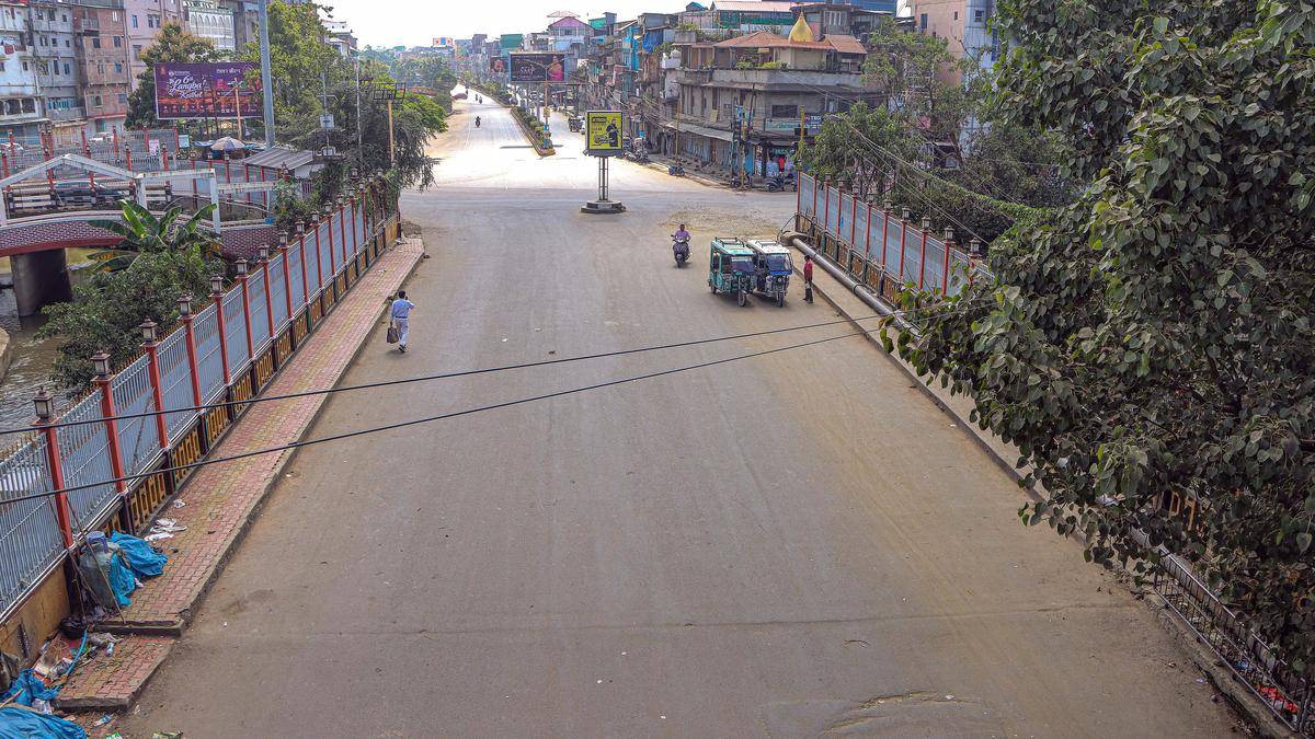 Several houses torched in abandoned Manipur village amid ethnic tensions
