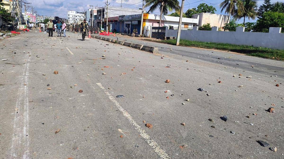 Police fire six rounds in air to defuse tension in Pulivendula