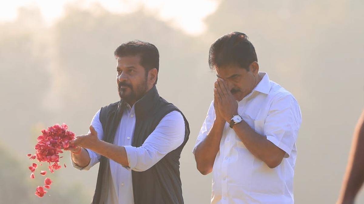 Revanth pays tributes to Indira Gandhi