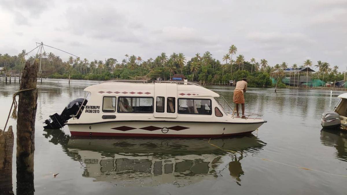আগামী 4 অক্টোবর মুজিরিসে জল ট্যাক্সি, কায়াক চালু করবেন মুখ্যমন্ত্রী