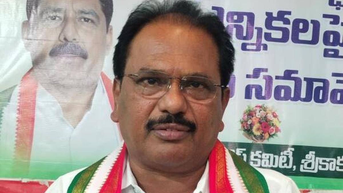 Thousands of Srikakulam migrant workers lost their vote in SIR, alleges Congress leader