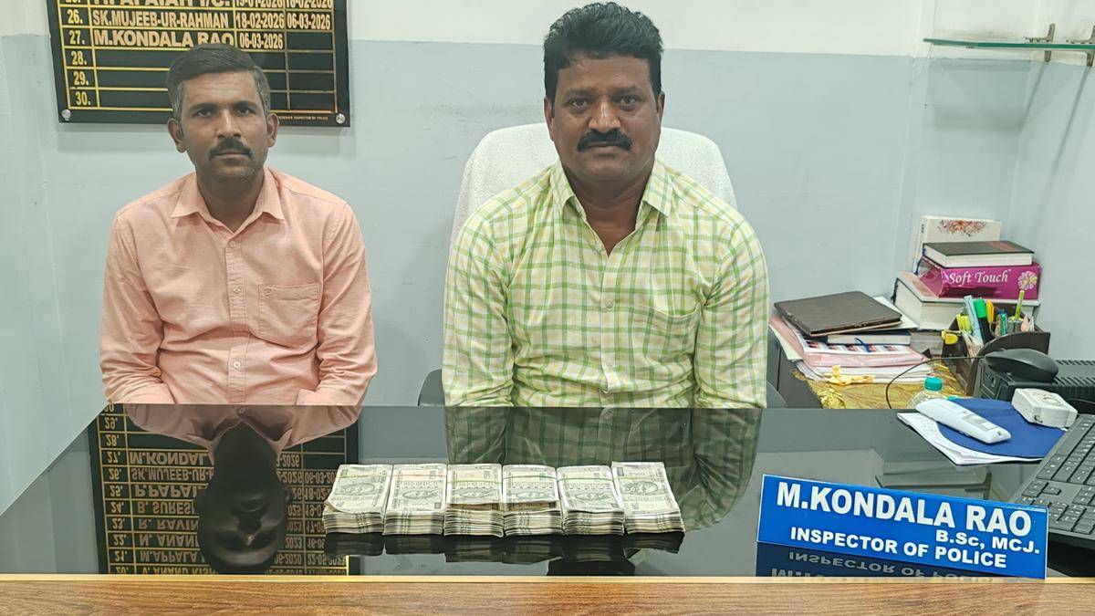 ACB arrests Mirchowk inspector, home guard in ₹3 lakh bribe case