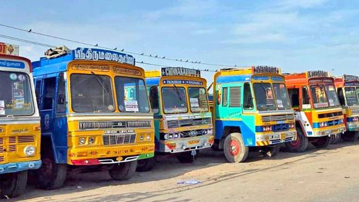 300 trucks stranded at Assam-Bengal border; Andhra lorry owners seek Centre’s intervention